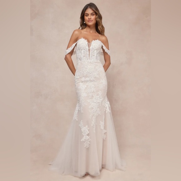 Lulus Luxe Endless Dedication White Embroidered Off-the-Shoulder Maxi 2 NWOT - Picture 1 of 8